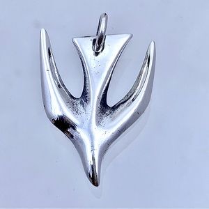 James Avery RETIRED Sterling DOVE OF PEACE Pendant